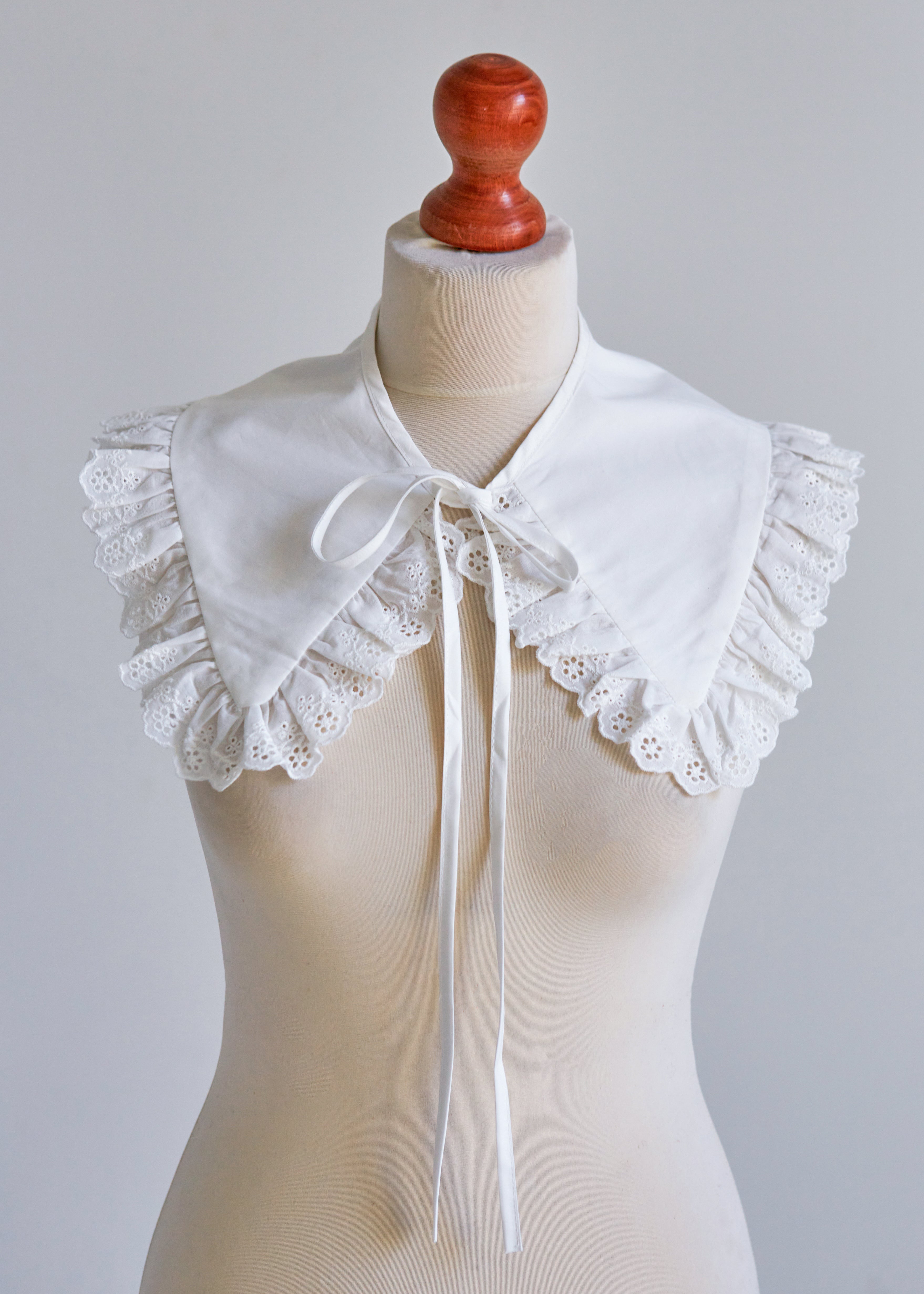 MEDVILNINĖ APYKAKLĖ