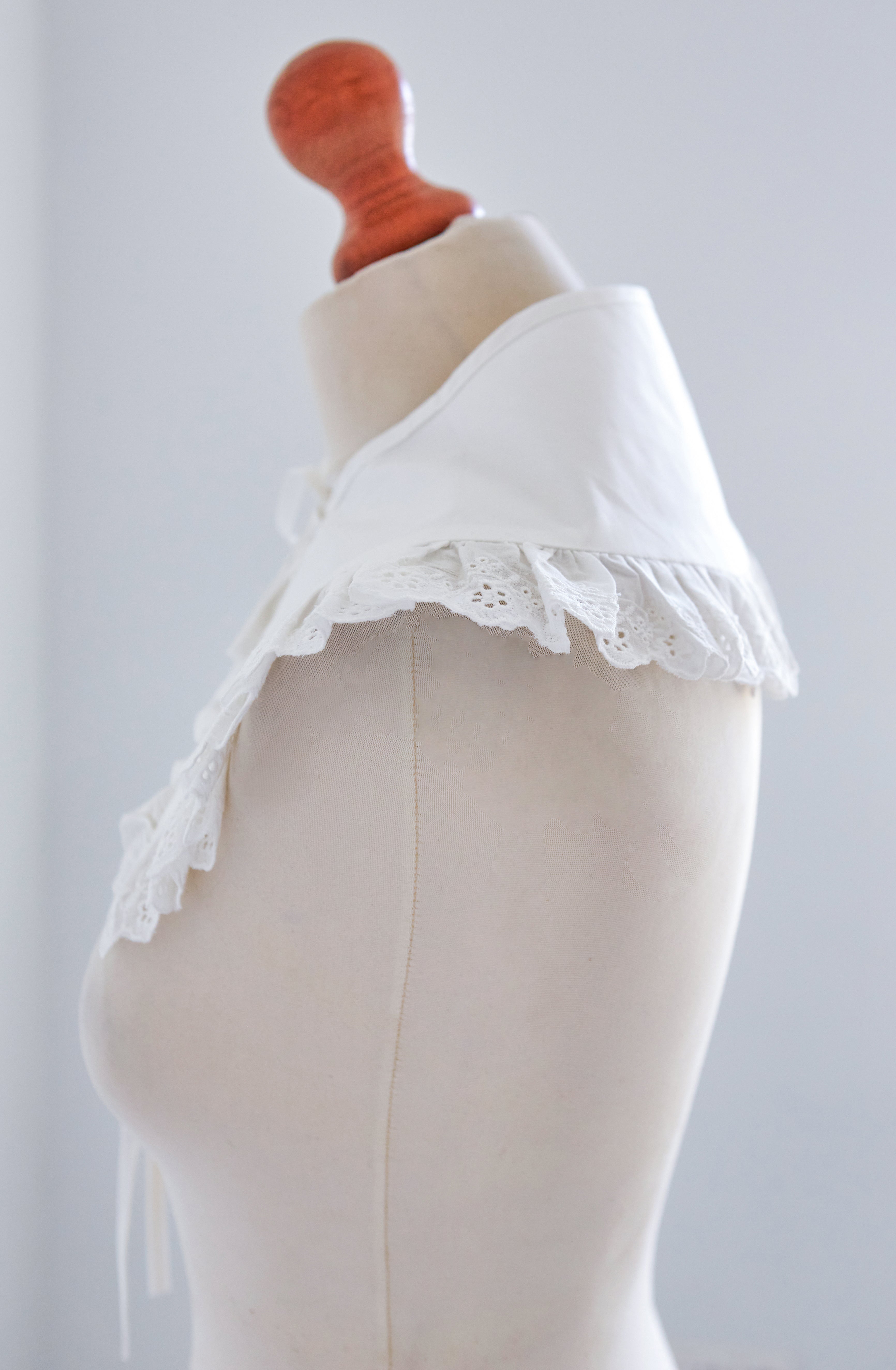 MEDVILNINĖ APYKAKLĖ