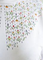 "GĖLIŲ JŪRA", BALTI MARŠKINĖLIAI