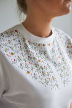 "GĖLIŲ JŪRA", BALTI MARŠKINĖLIAI