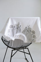 "SIUVINĖJIMAS", BALTI MARŠKINĖLIAI