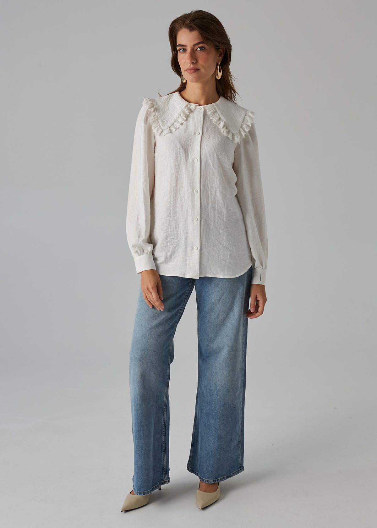 Romantic Cream Blouse with Pink Collar