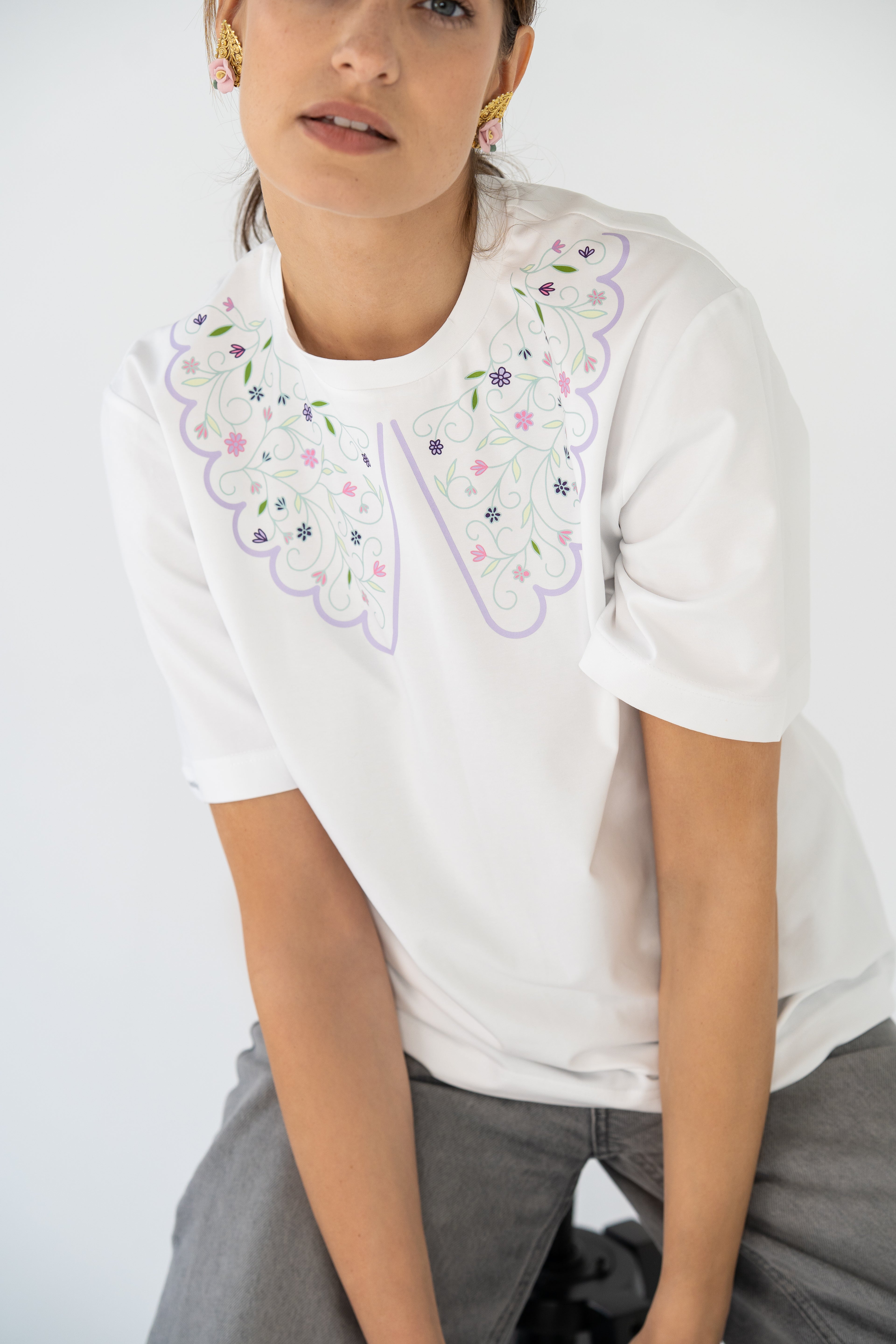 "GĖLĖTA", BALTI MARŠKINĖLIAI