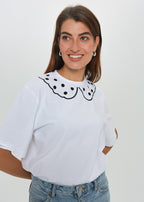 "TAŠKELIAI", BALTI MARŠKINĖLIAI