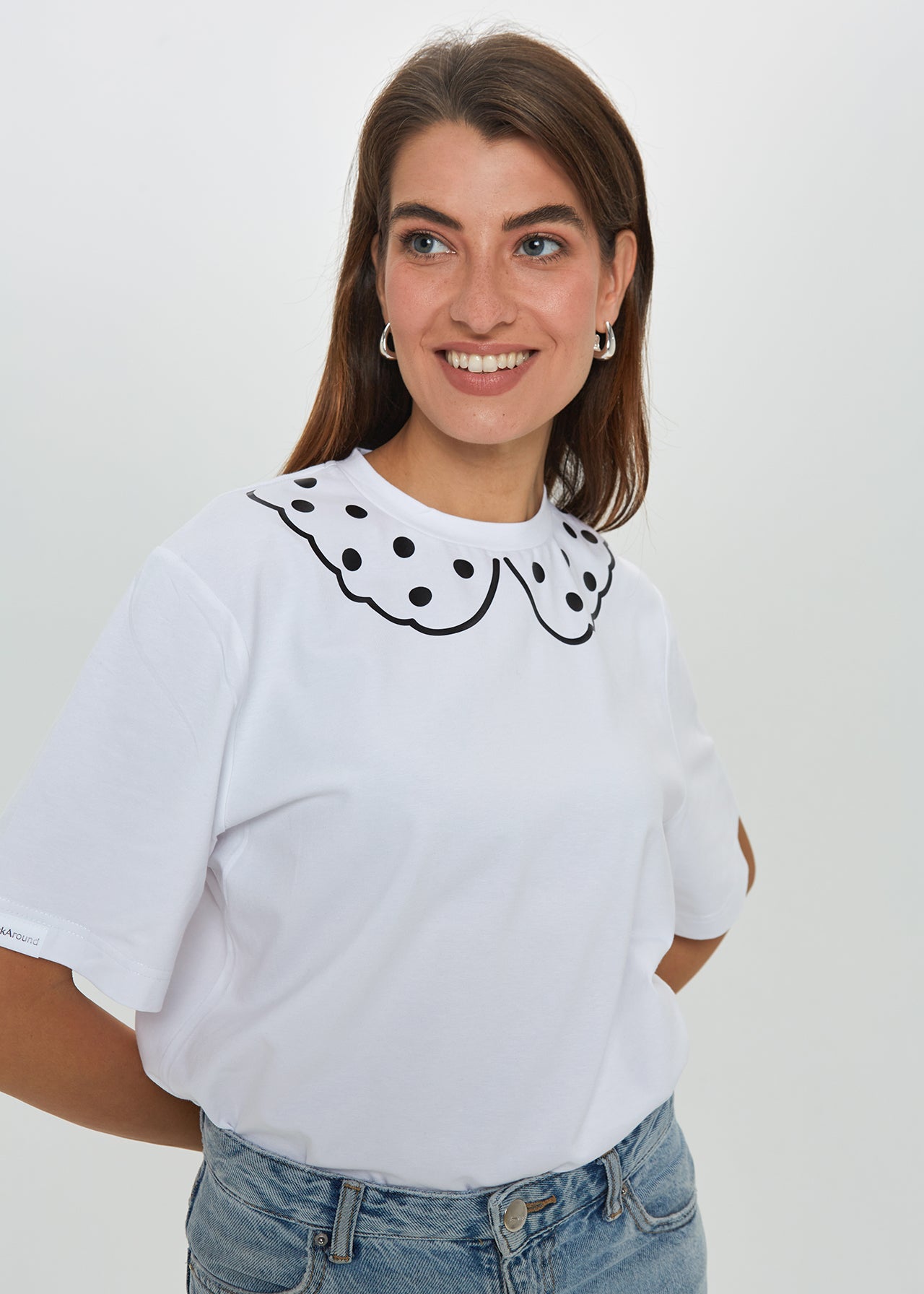 "TAŠKELIAI", BALTI MARŠKINĖLIAI