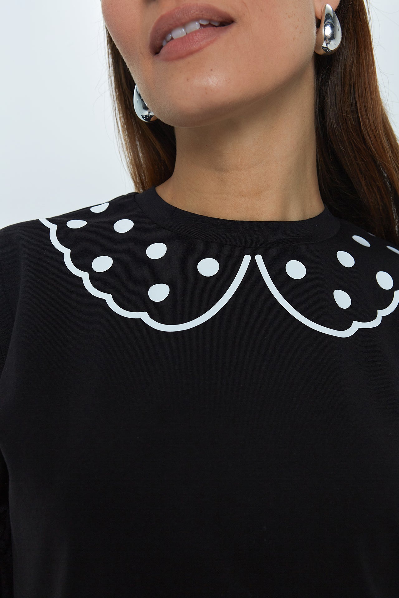 "TAŠKELIAI", JUODI MARŠKINĖLIAI