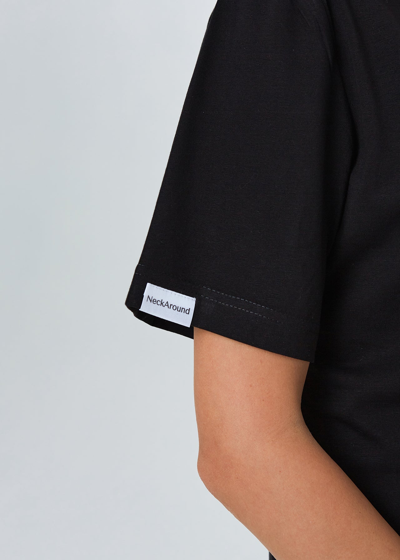 "MINI TAŠKELIAI", JUODI MARŠKINĖLIAI