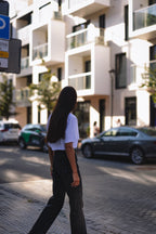 "TRYS KASPINAI", BALTI MARŠKINĖLIAI