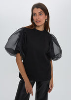 "PŪSTOS RANKOVĖS", JUODI MARŠKINĖLIAI