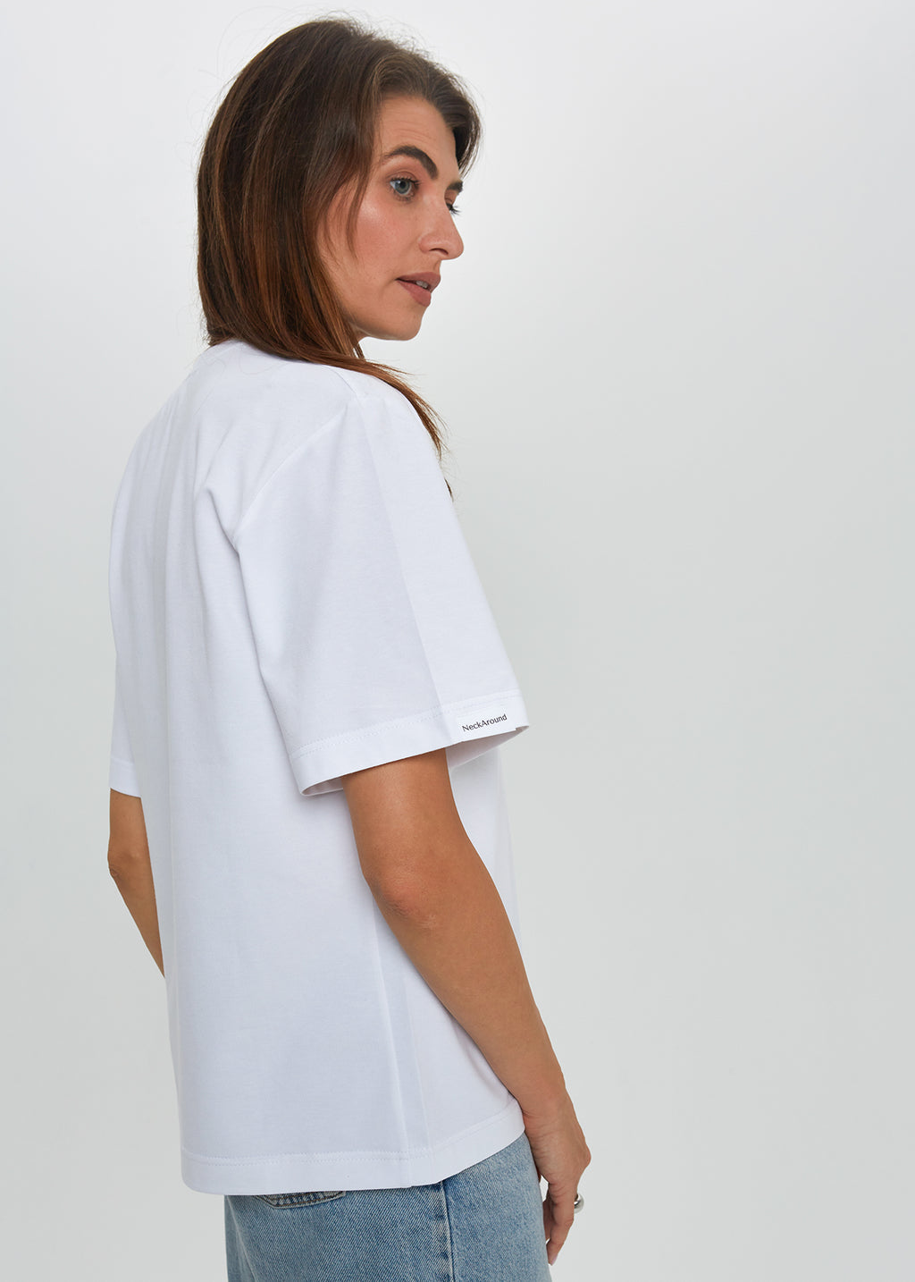 "TAŠKELIAI", BALTI MARŠKINĖLIAI