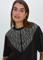 "GYVATĖ", JUODI MARŠKINĖLIAI