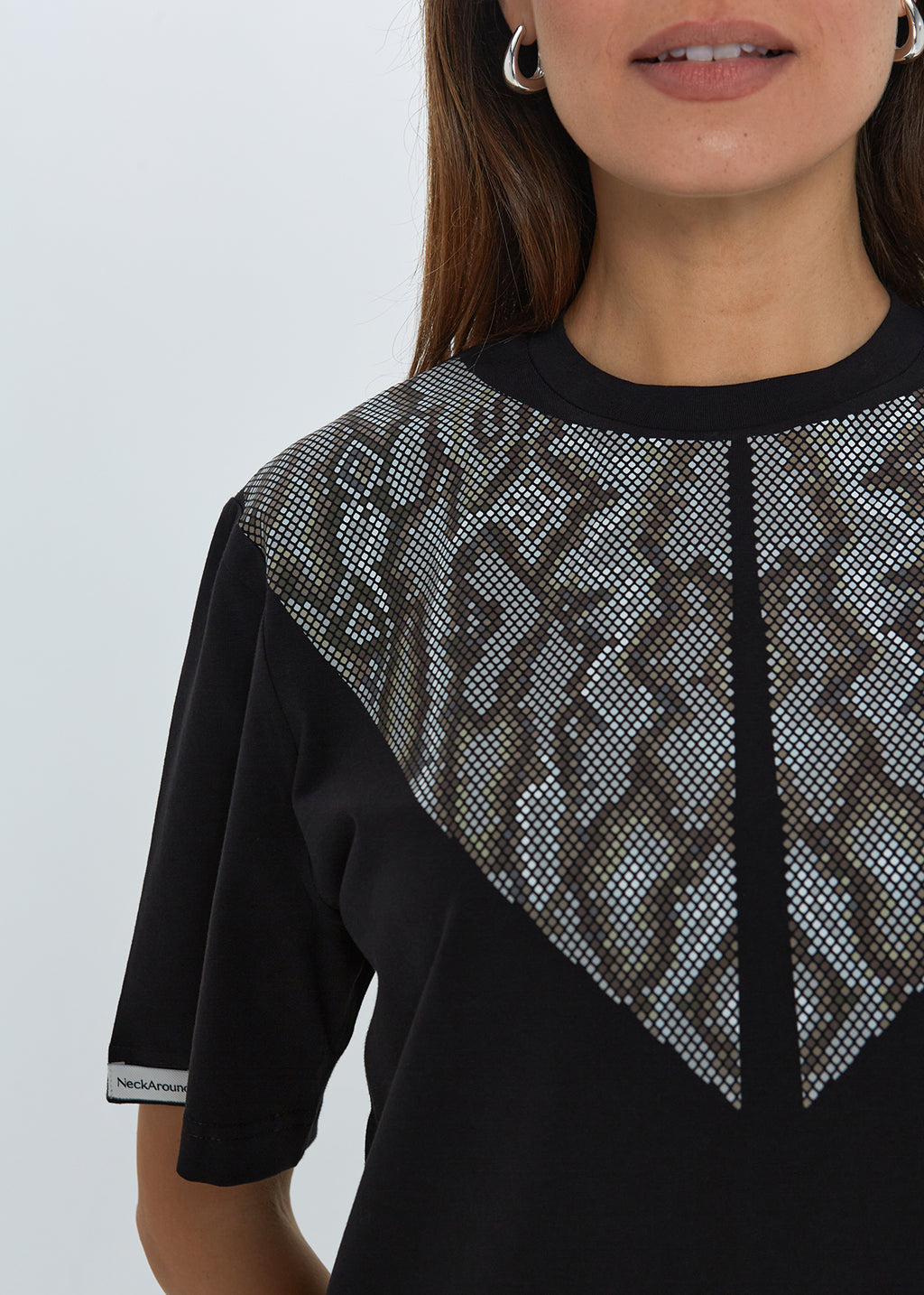 "GYVATĖ", JUODI MARŠKINĖLIAI