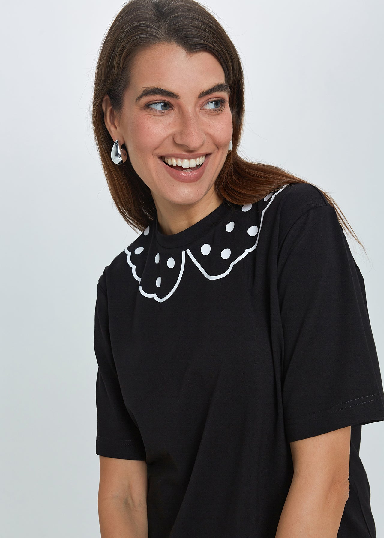 "TAŠKELIAI", JUODI MARŠKINĖLIAI