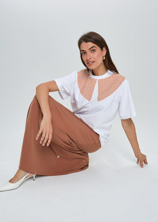 "70-ŲJŲ STILIUS 2", BALTI MARŠKINĖLIAI