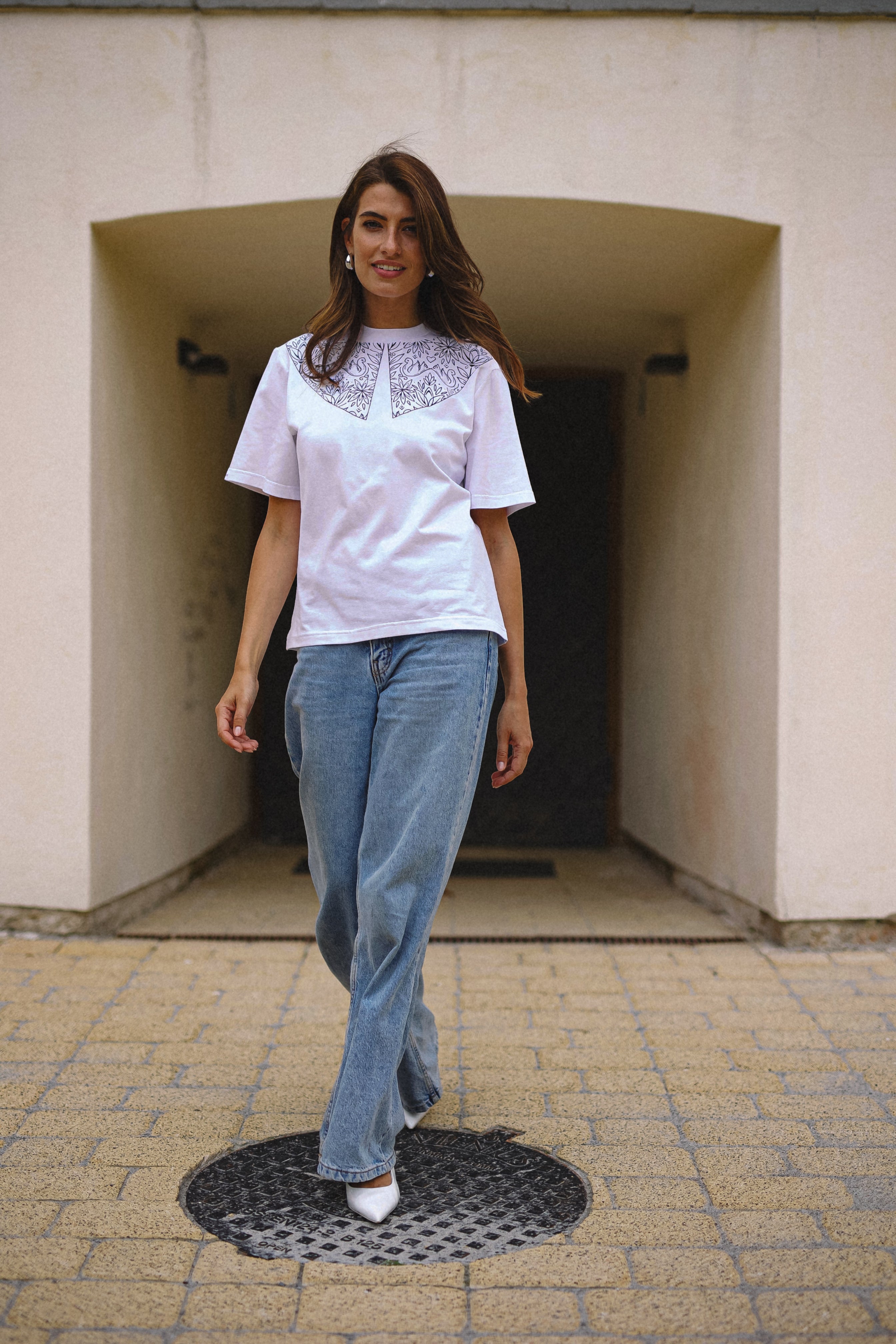 "ETHNO PAUKŠTELIAI", BALTI MARŠKINĖLIAI