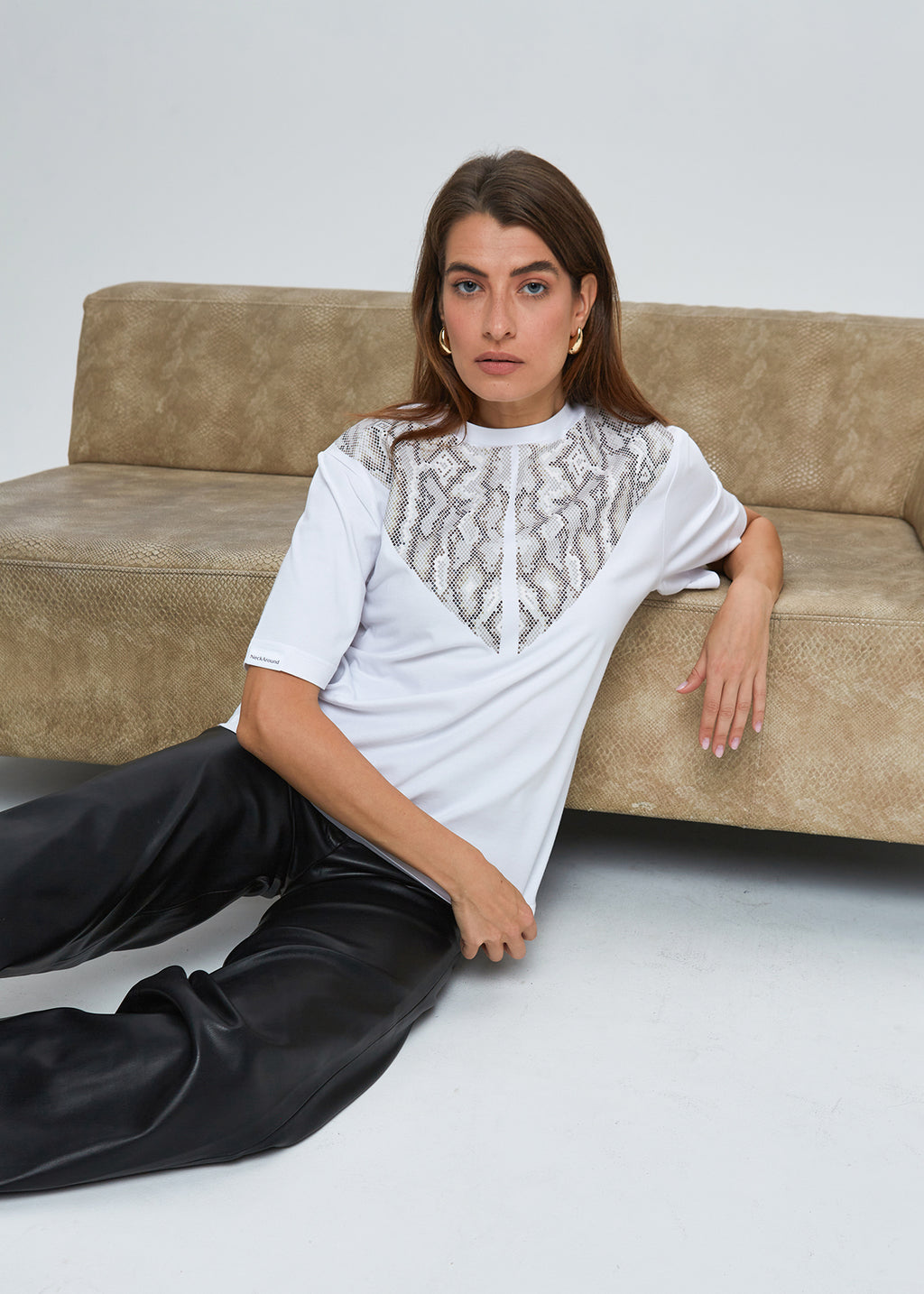 "GYVATĖ", BALTI MARŠKINĖLIAI