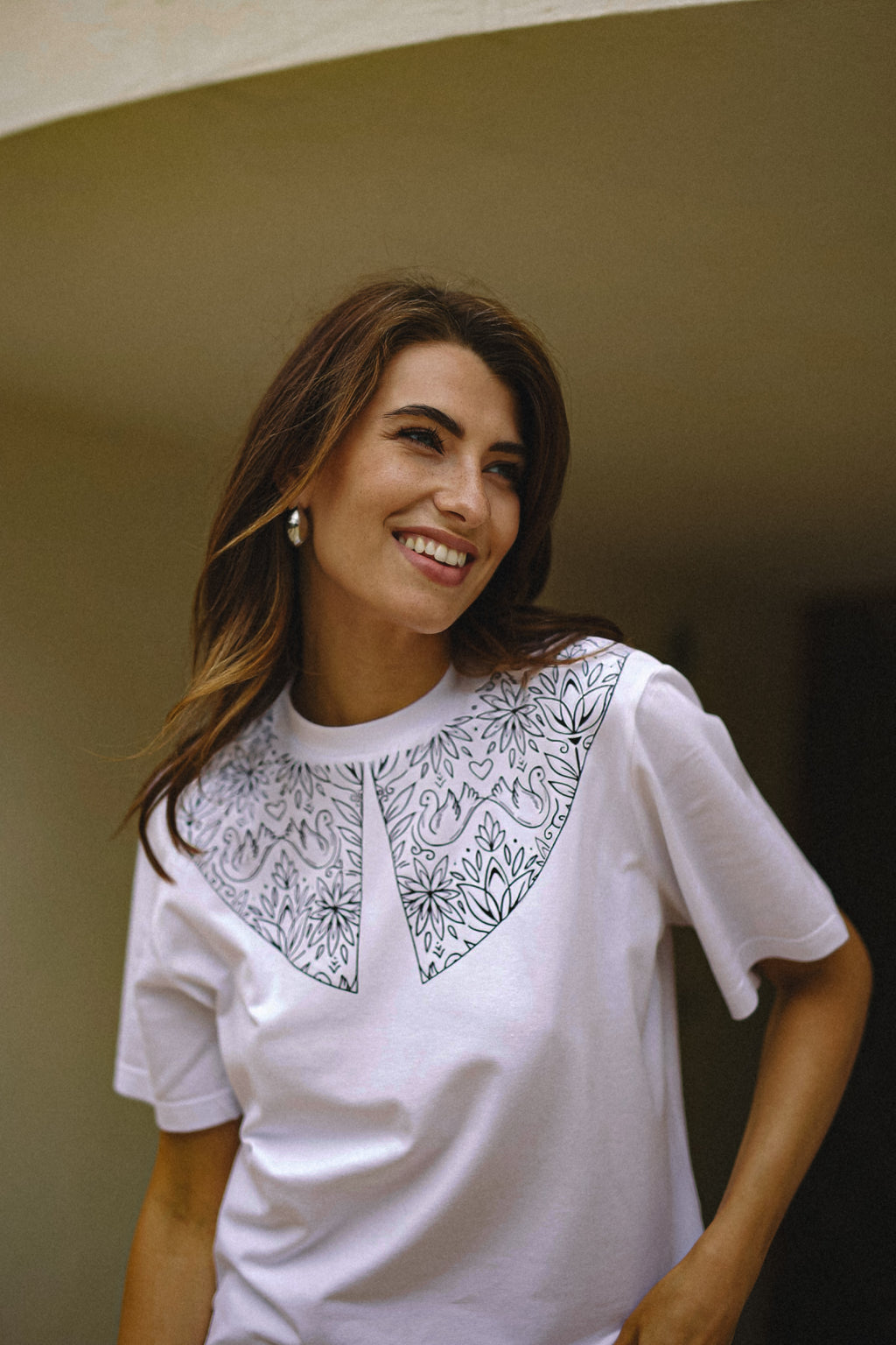 "ETHNO PAUKŠTELIAI", BALTI MARŠKINĖLIAI