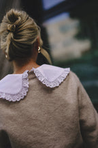 "VINTAŽINIAI", BALTI MARŠKINĖLIAI SU APYKAKLE