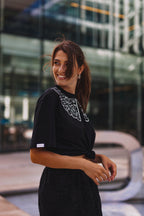 "ETHNO GĖLĖS", JUODI MARŠKINĖLIAI