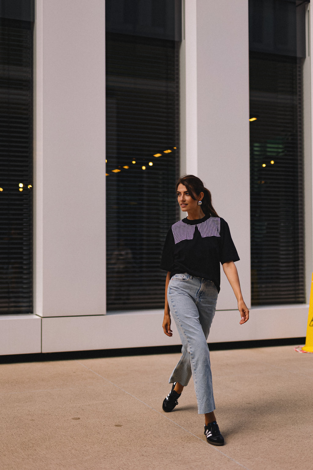 "KVADRATUKAI", JUODI MARŠKINĖLIAI