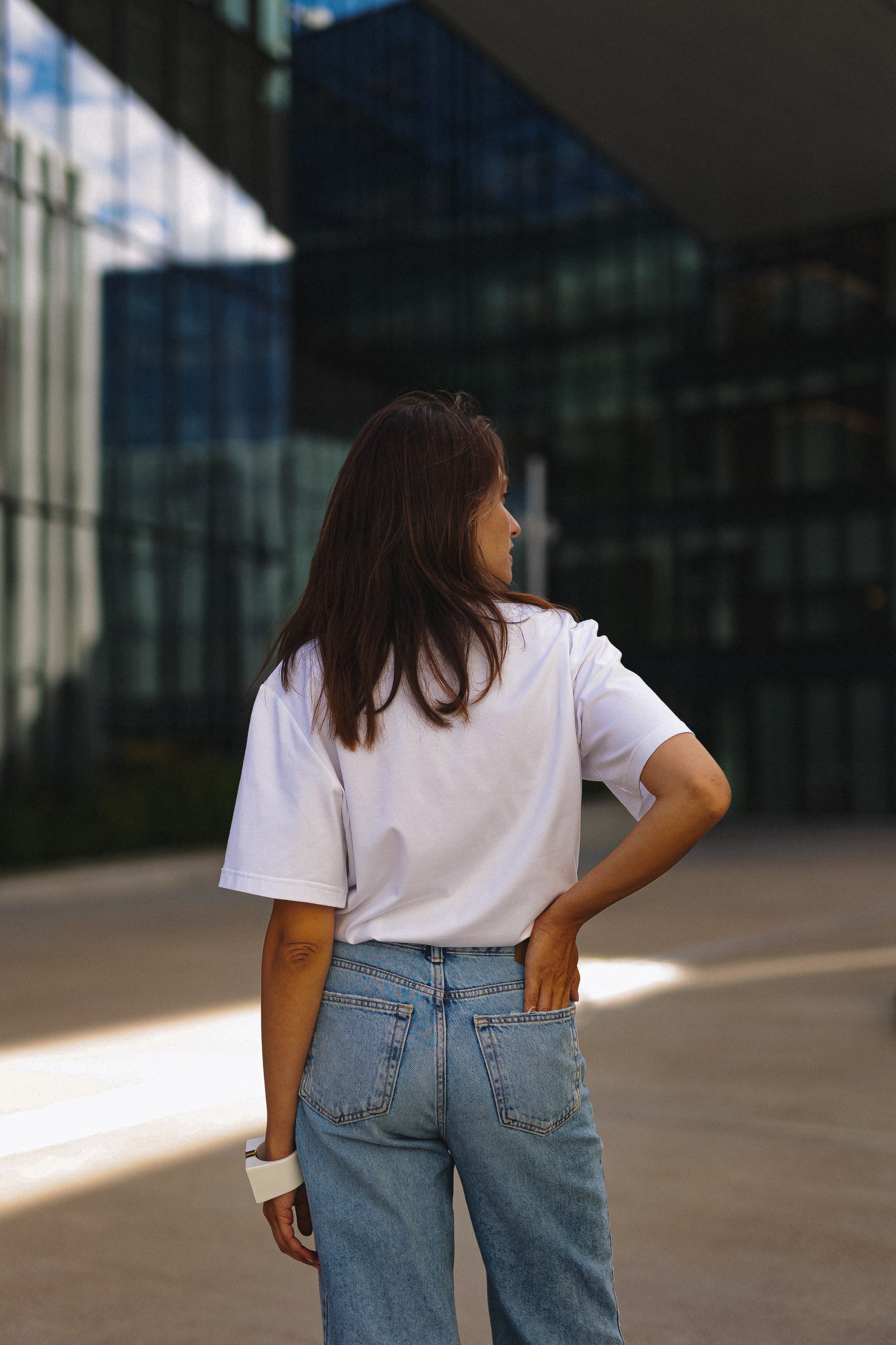 "KVADRATUKAI", BALTI MARŠKINĖLIAI