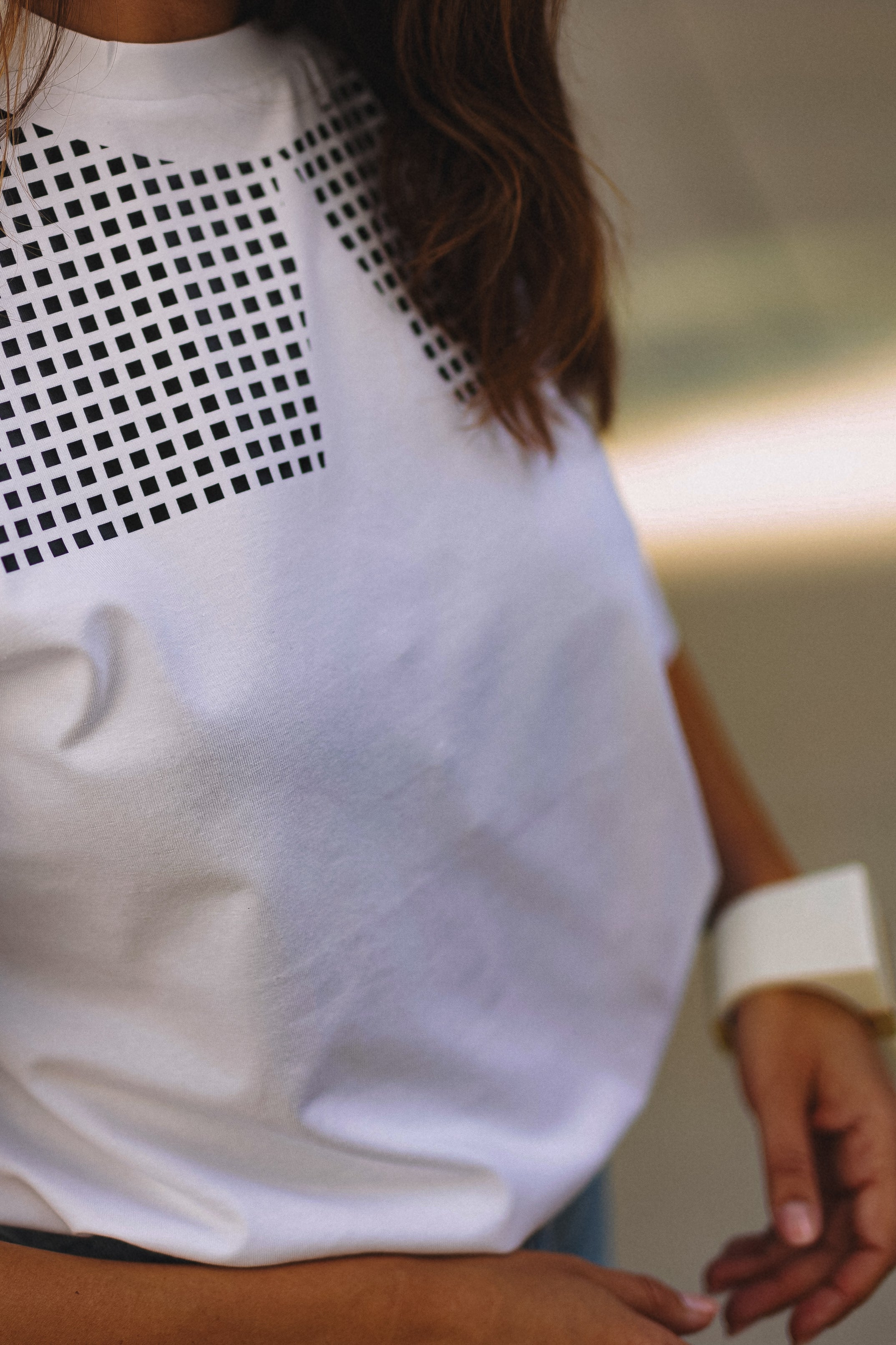 "KVADRATUKAI", BALTI MARŠKINĖLIAI