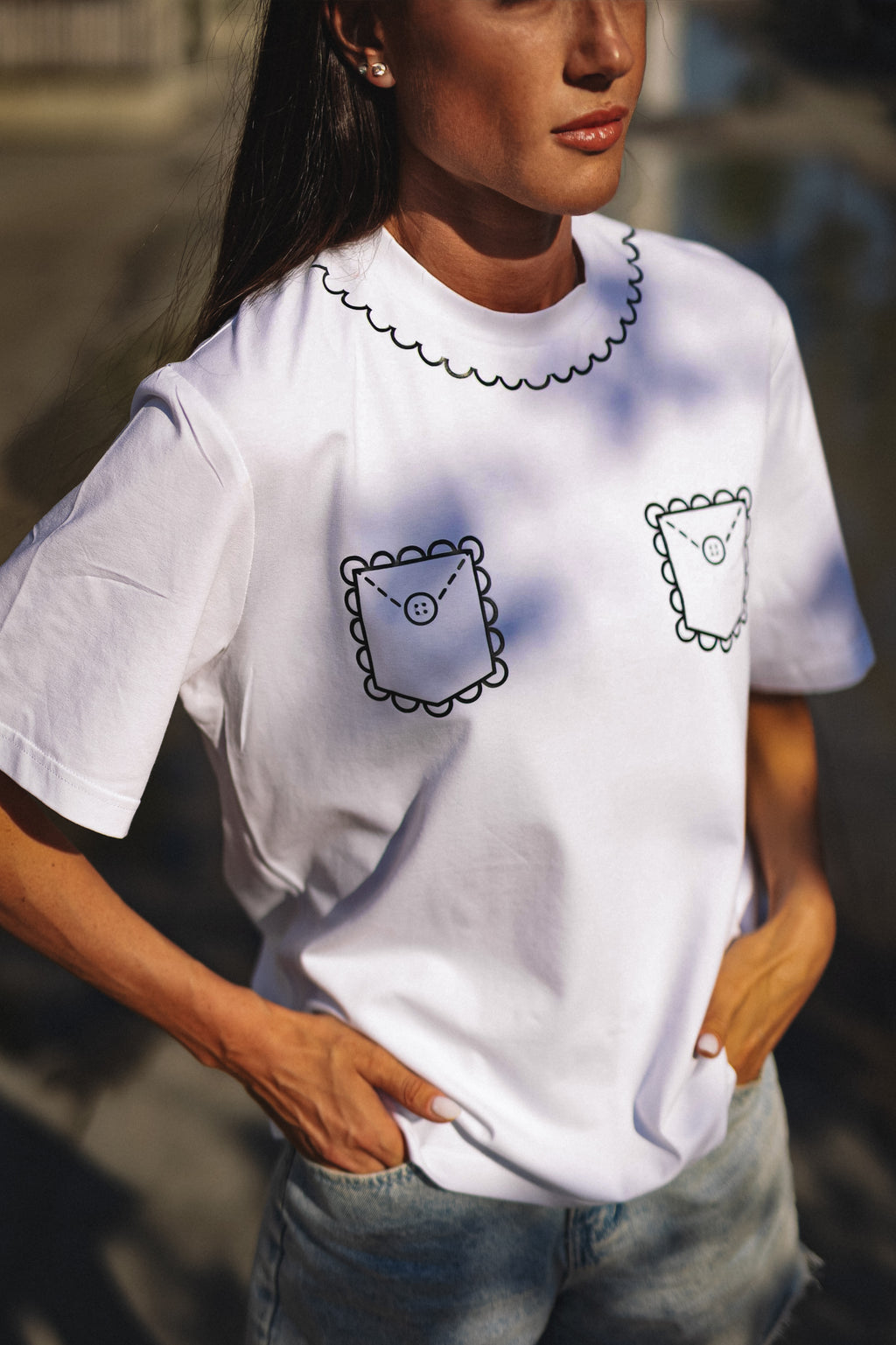 "KIŠENĖS", BALTI MARŠKINĖLIAI