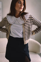 "VINTAŽINIAI", BALTI MARŠKINĖLIAI SU APYKAKLE