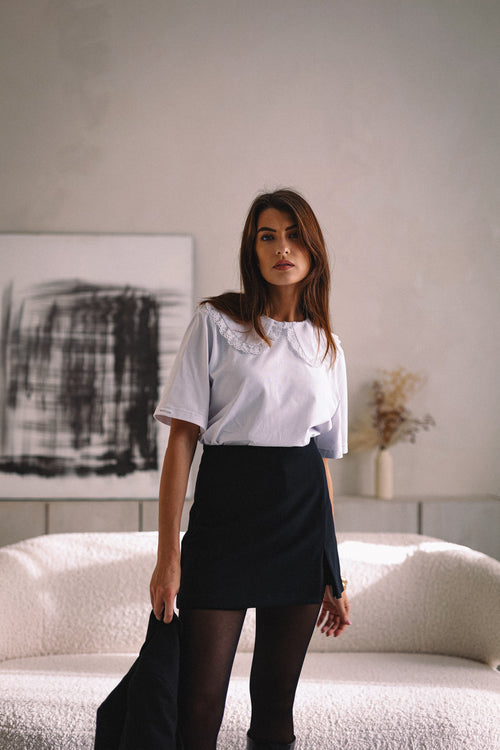 "VINTAGE" WHITE WOMEN'S COLLARED T-SHIRT