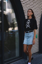 "TRYS KASPINAI", JUODI MARŠKINĖLIAI