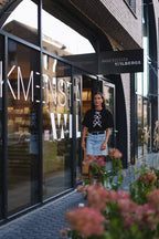 "TRYS KASPINAI", JUODI MARŠKINĖLIAI