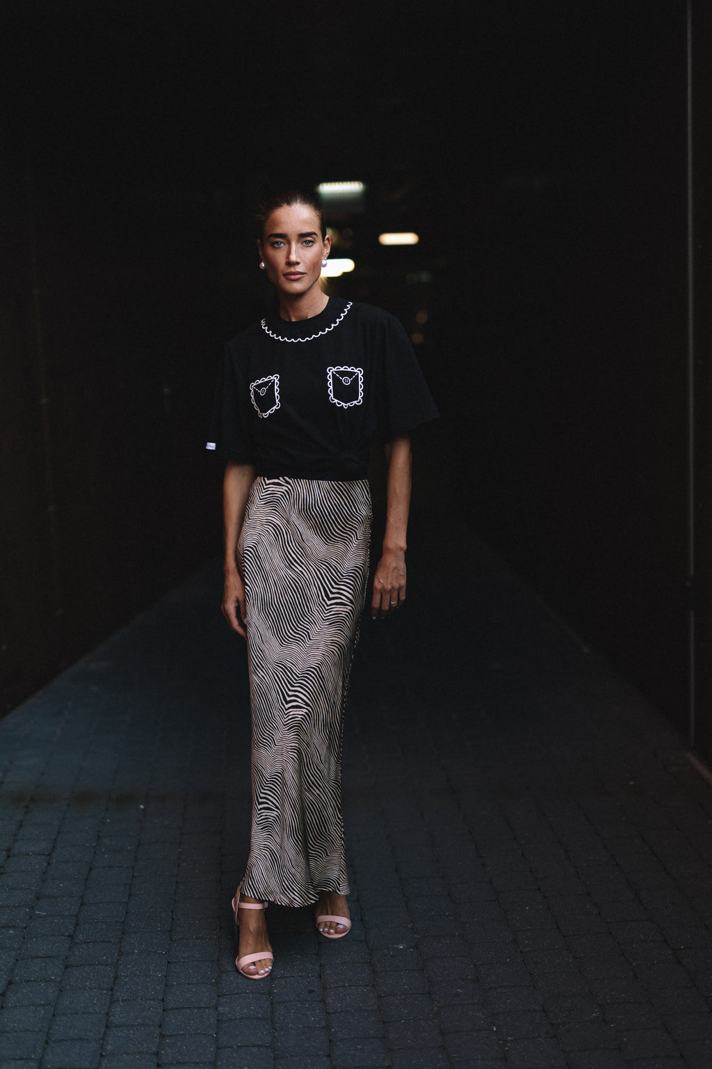 "KIŠENĖS", JUODI MARŠKINĖLIAI