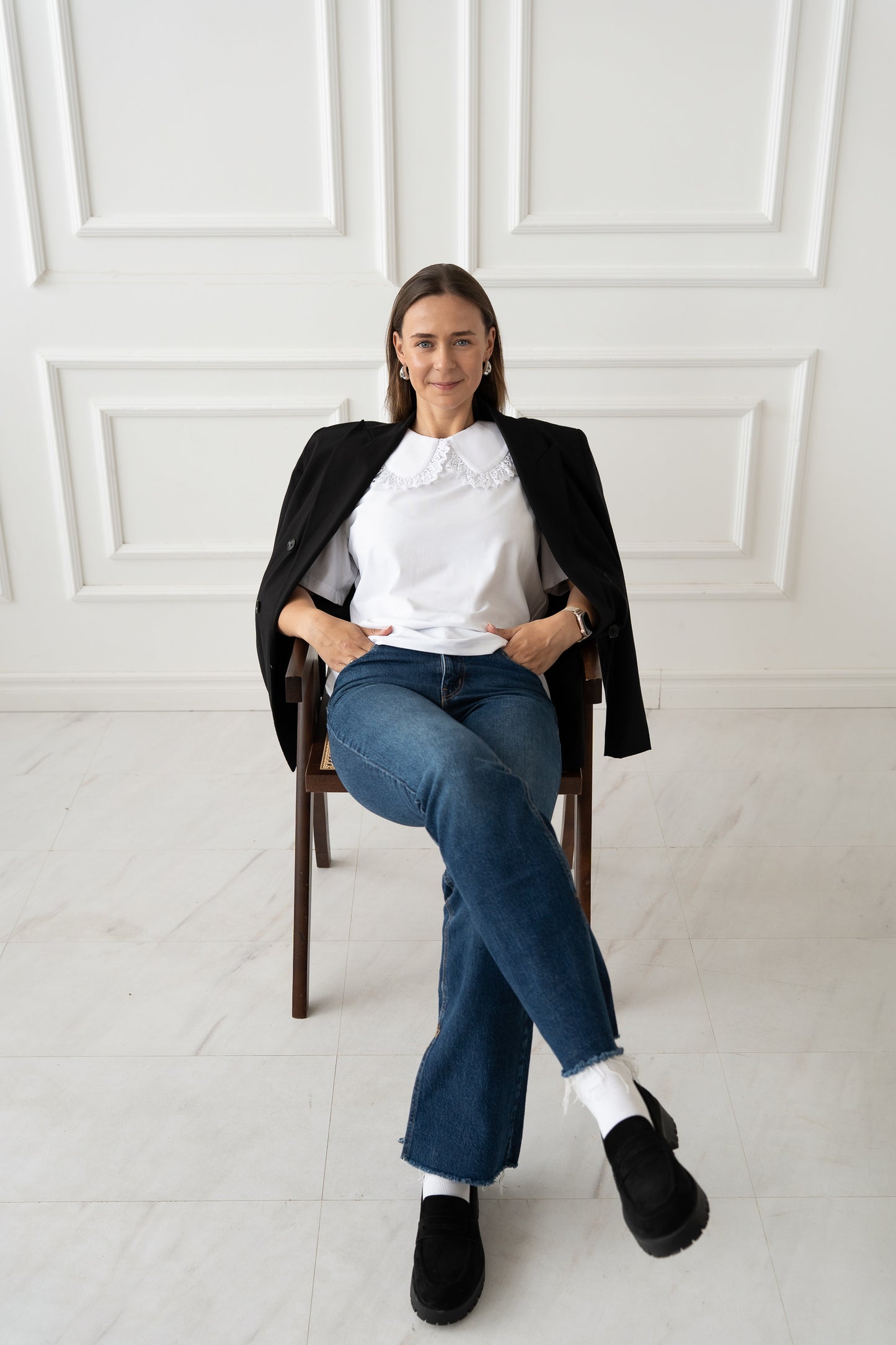 "VINTAŽINIAI", BALTI MARŠKINĖLIAI SU APYKAKLE