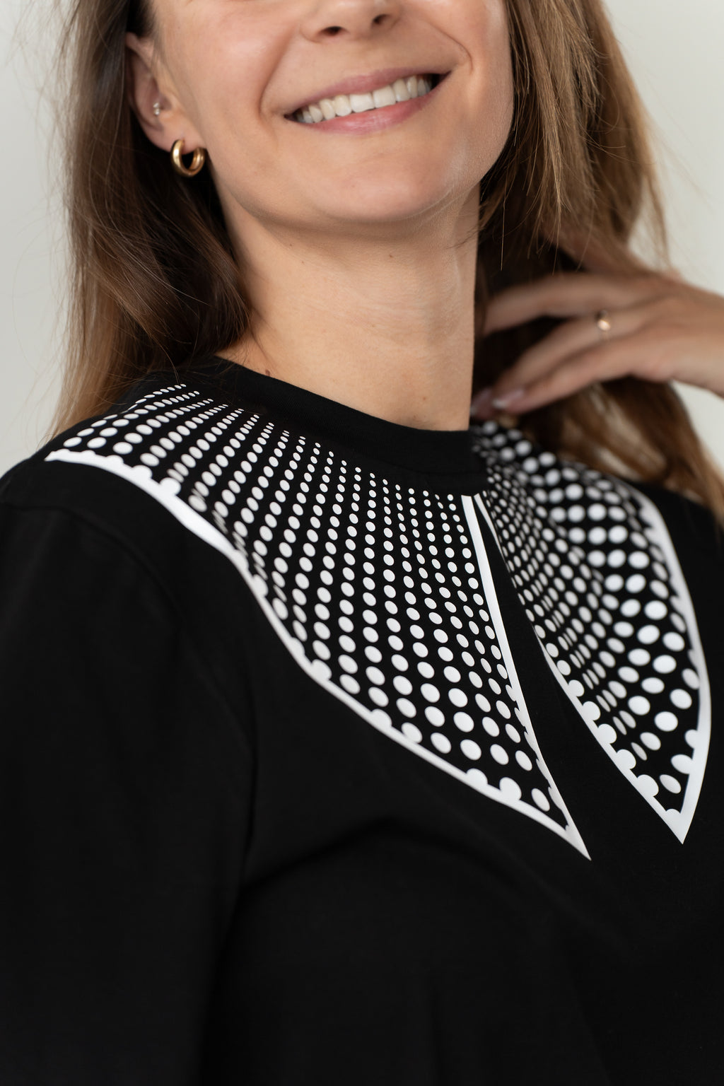 "MAXI TAŠKELIAI", JUODI MARŠKINĖLIAI