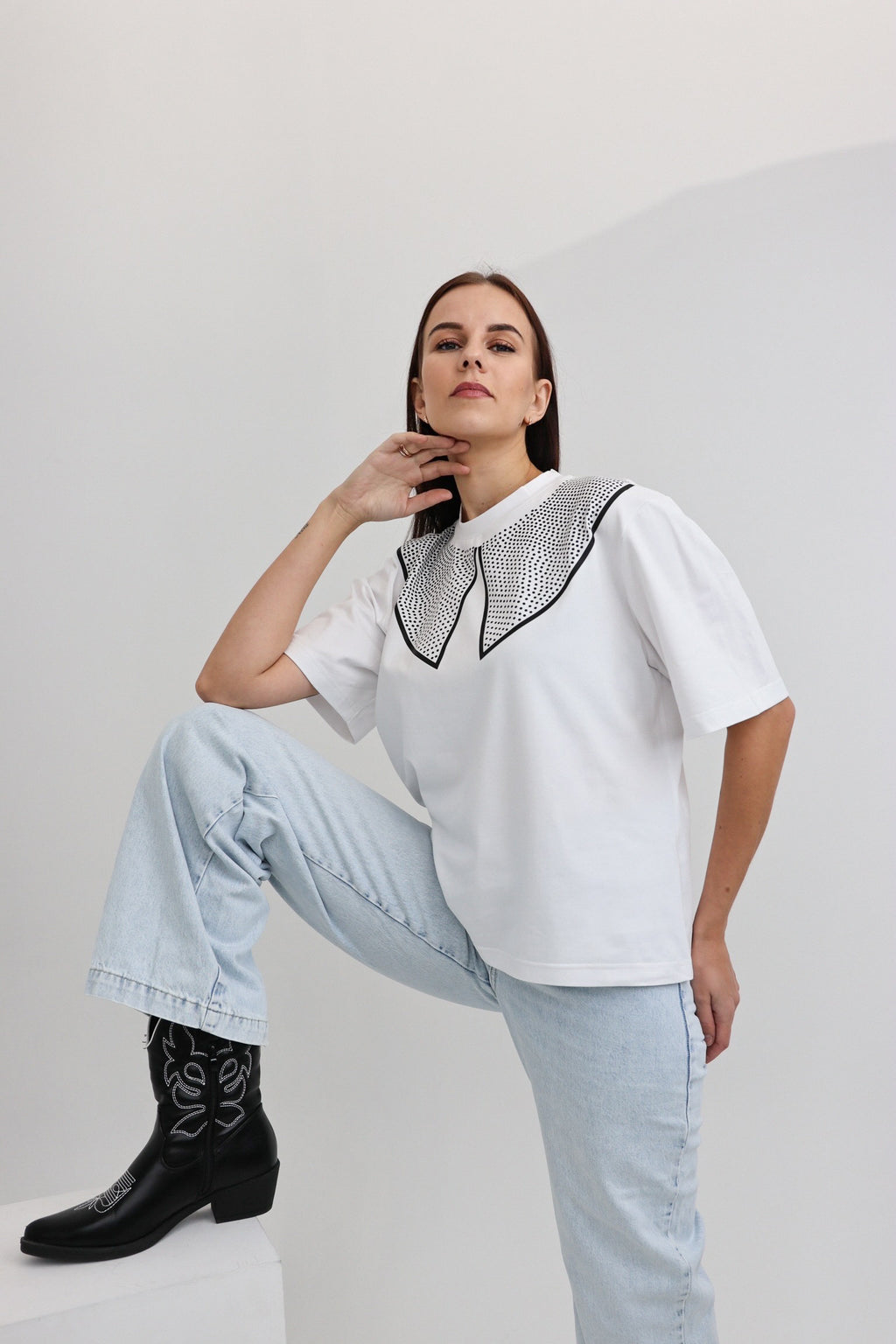 "TAŠKELIŲ MIŠKAS", BALTI MARŠKINĖLIAI