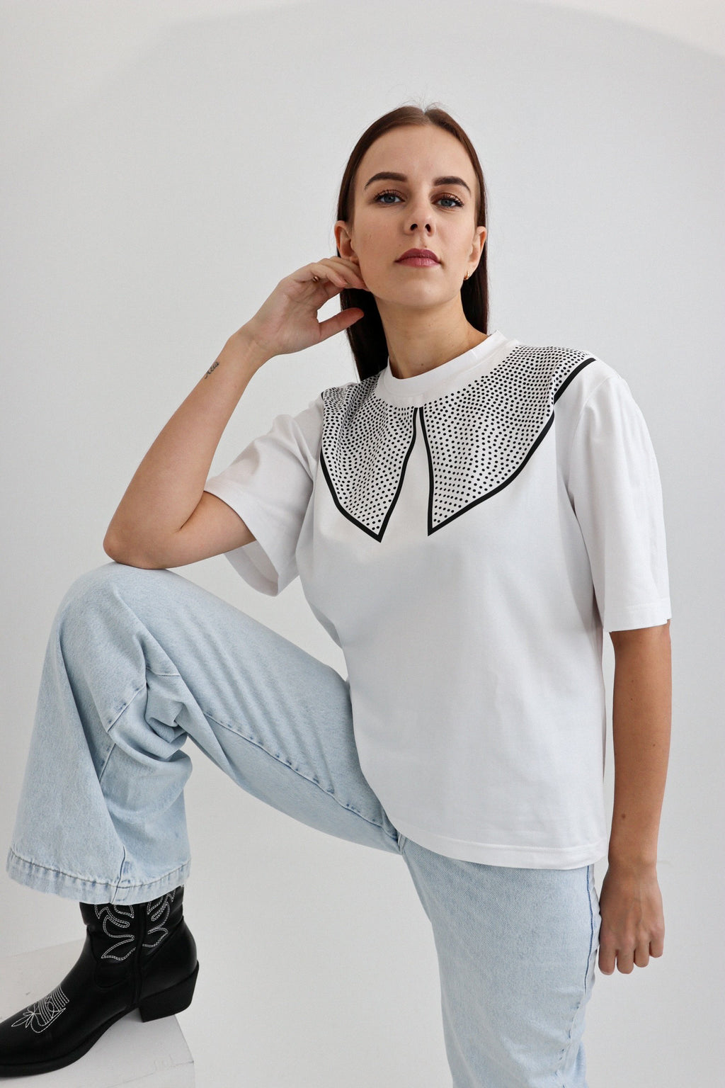 "TAŠKELIŲ MIŠKAS", BALTI MARŠKINĖLIAI