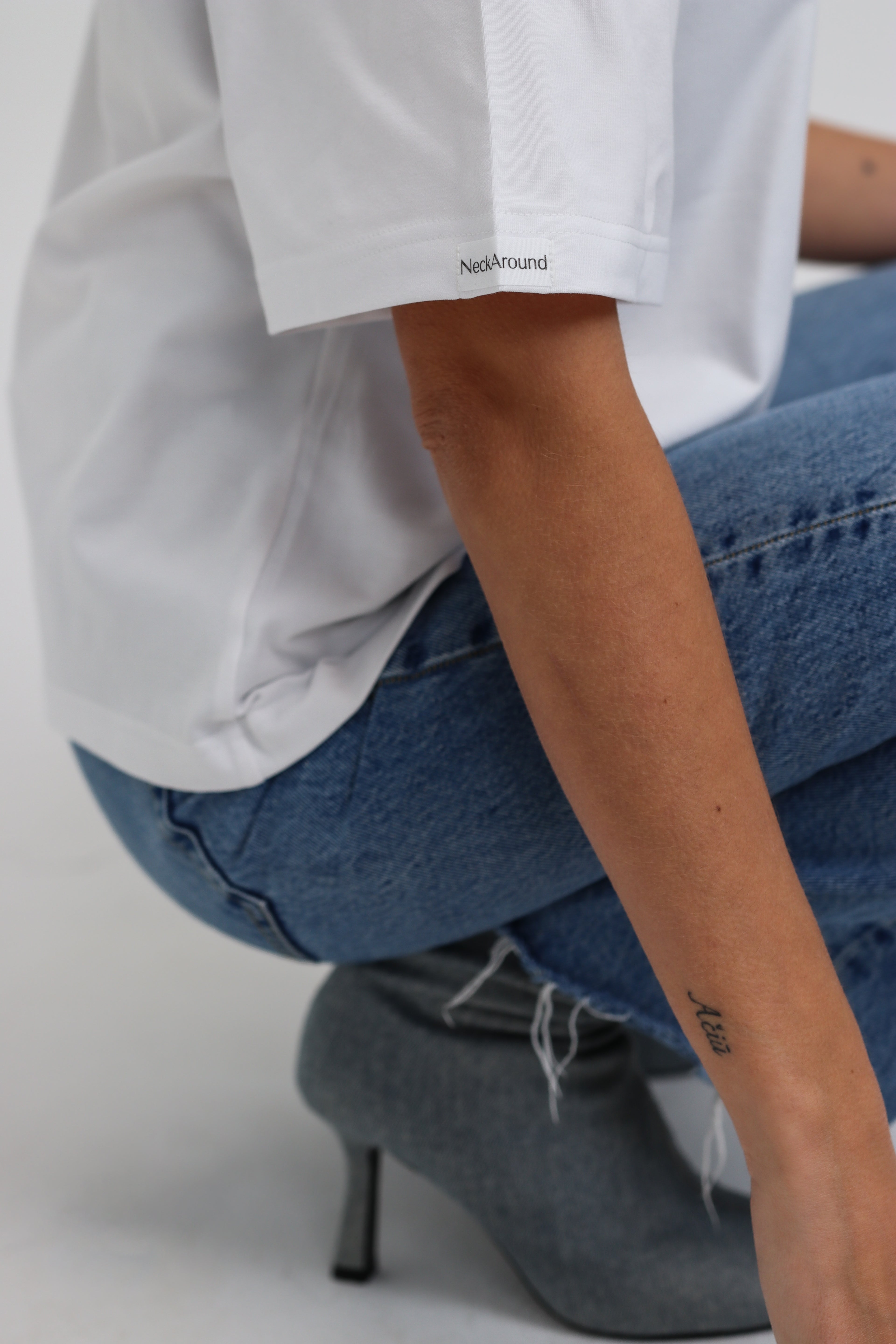 "BANGELĖS", BALTI MARŠKINĖLIAI