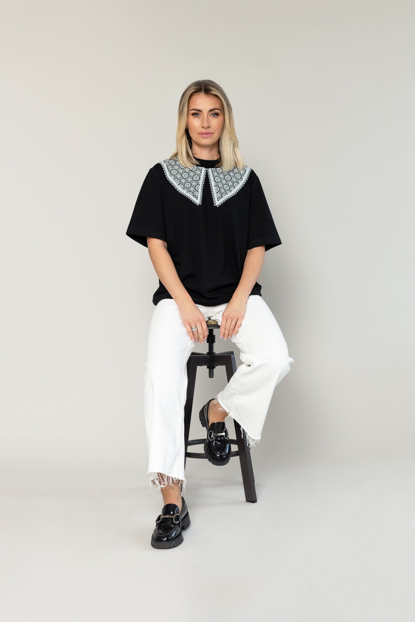 "ORNAMENTAI", JUODI MARŠKINĖLIAI